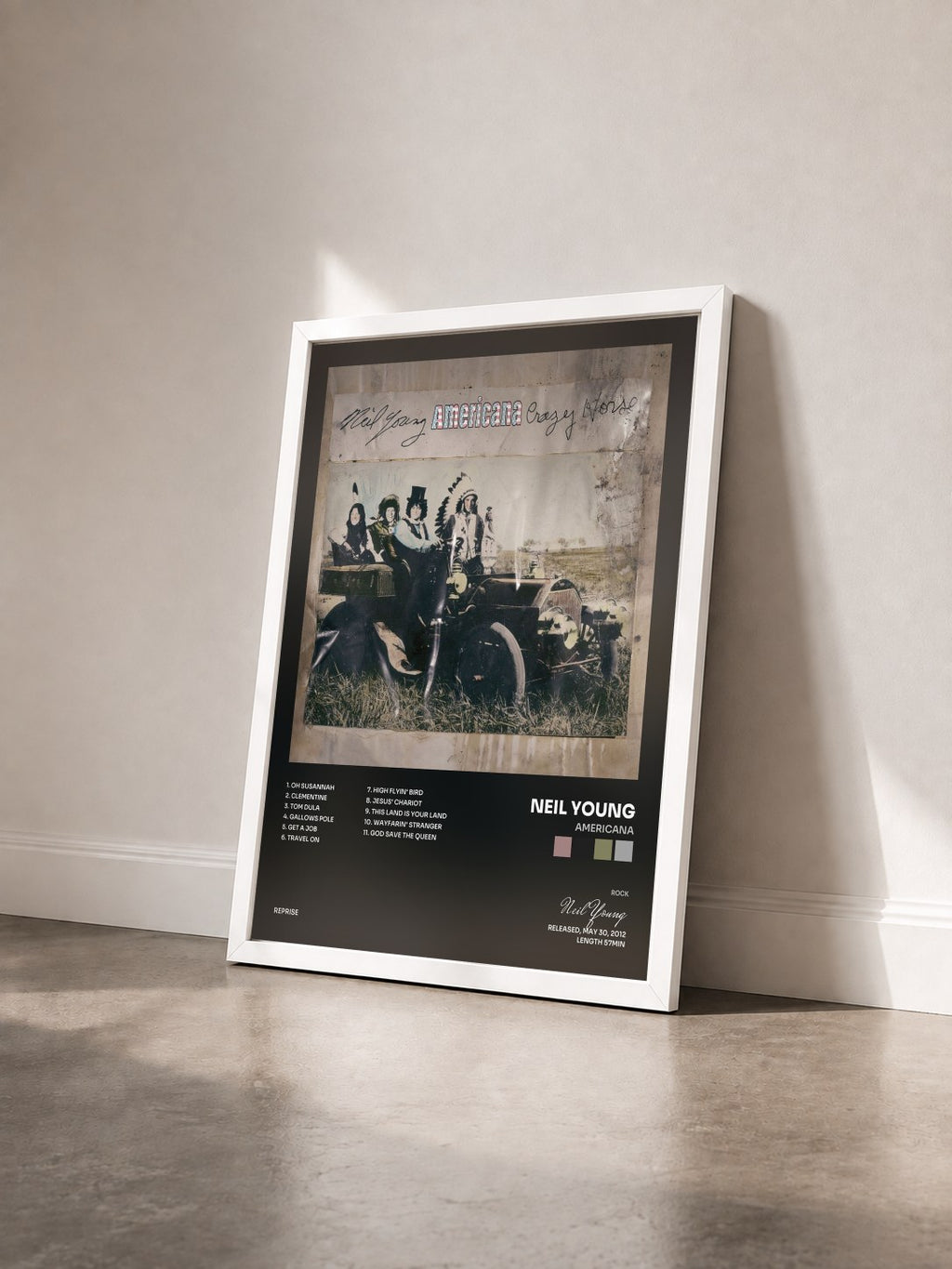 #blanc Americana von Neil Young als gerahmter Kunstdruck von schräg gesehen, weißer Rahmen