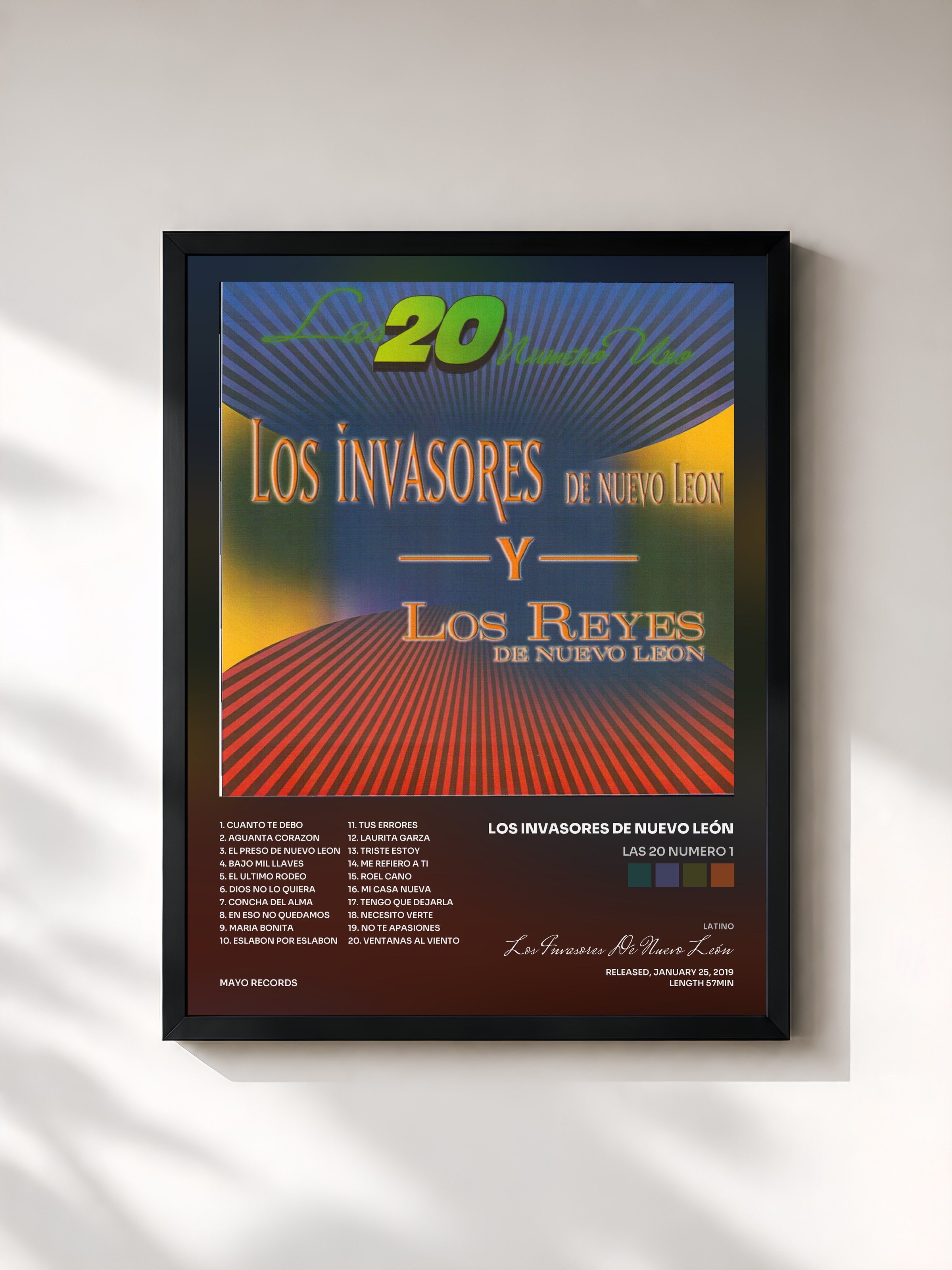 #noir Tableau de l'album Las 20 Numero 1 de Los Invasores De Nuevo León, cadre noir, imprimé et encadré en France