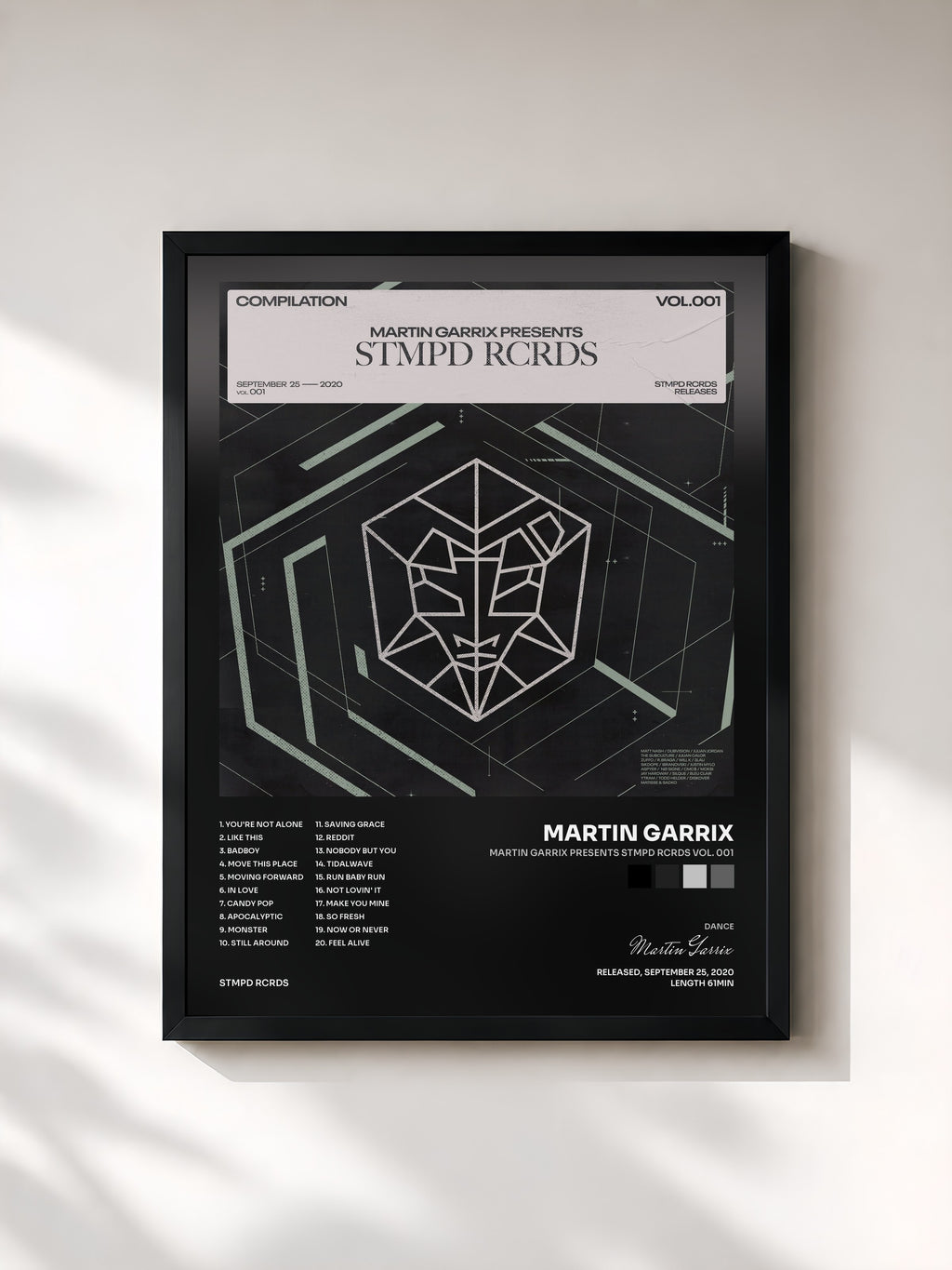 #noir Tableau de l'album Martin Garrix presents STMPD RCRDS Vol. 001 de Martin Garrix, cadre noir, imprimé et encadré en France