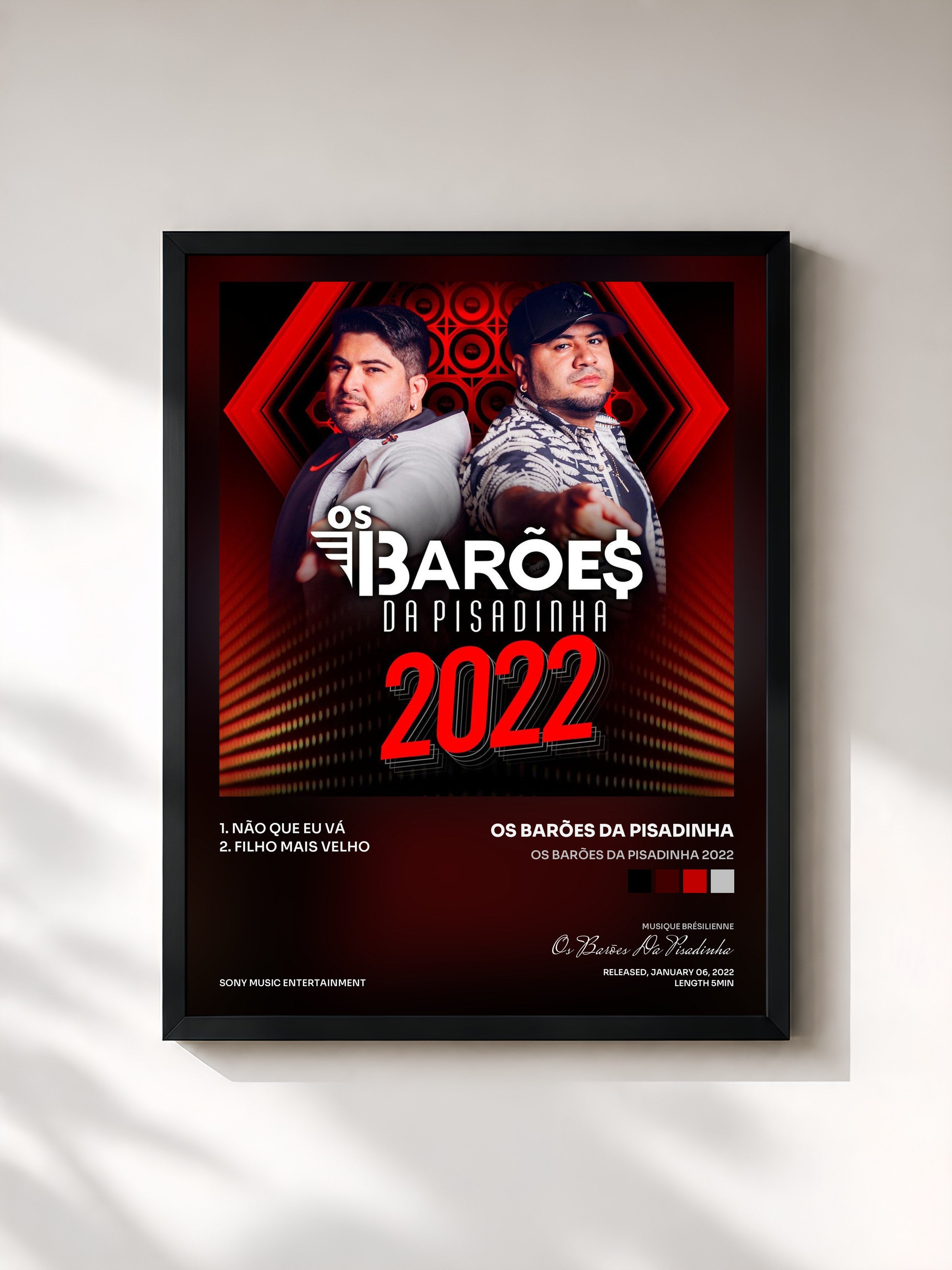 #noir Tableau de l'album Os Barões da Pisadinha 2022 de Os Barões Da Pisadinha, cadre noir, imprimé et encadré en France