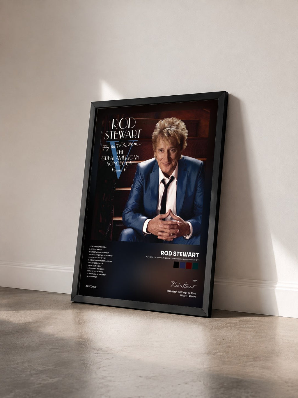 #noir Fly Me To The Moon...The Great American Songbook Volume V di Rod Stewart in stampa incorniciata vista di tre quarti, cornice nera