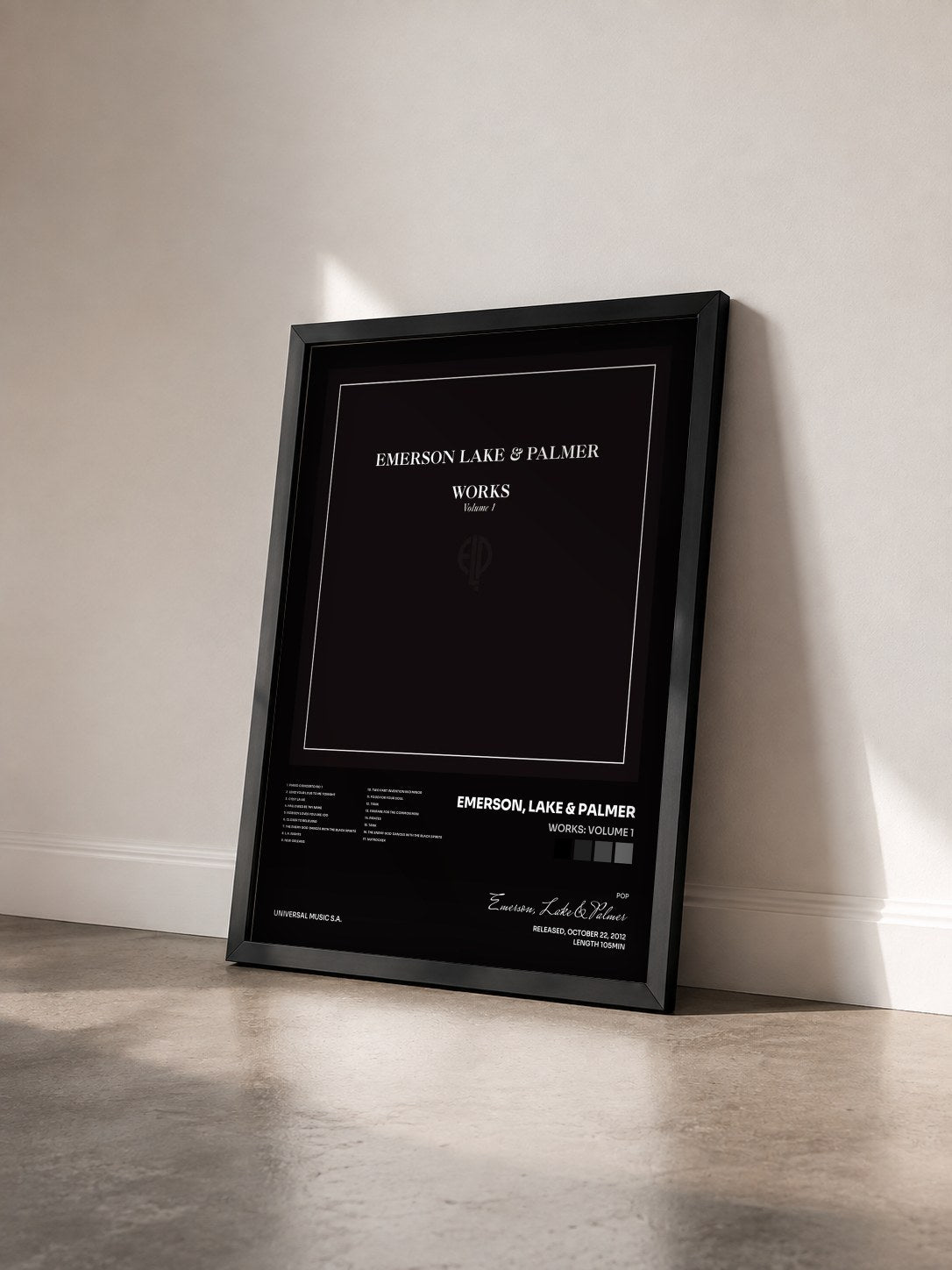 #noir Tableau de l'album Works: Volume 1 de Emerson, Lake & Palmer vu de trois quarts, cadre noir