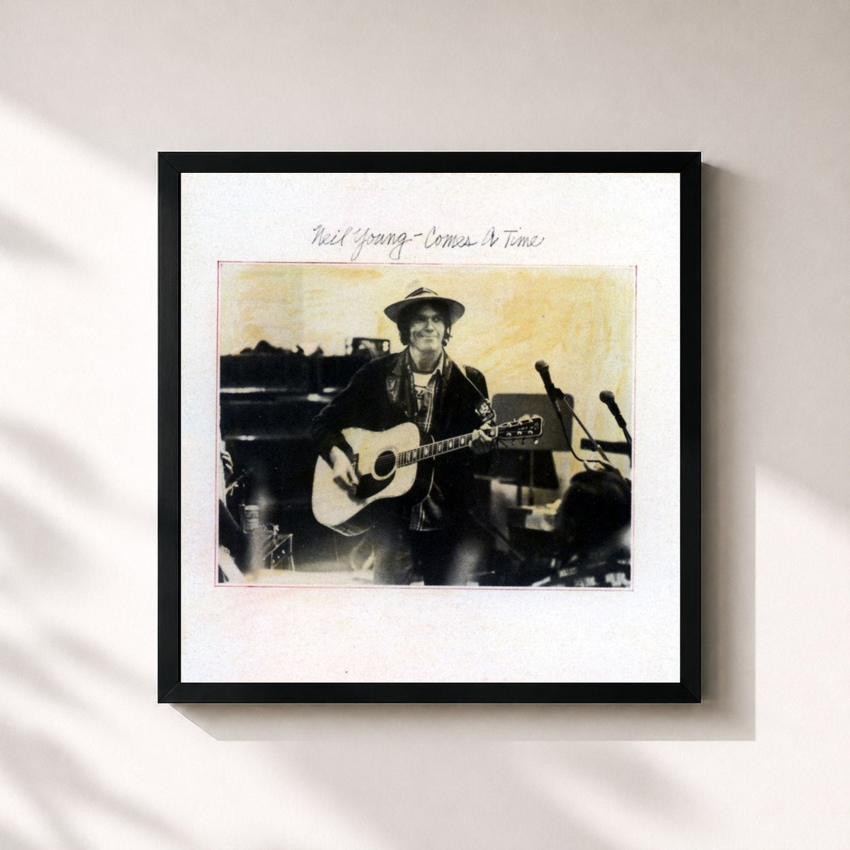 #noir Tableau carré de l'album Comes a Time de Neil Young, cadre noir 32x32 cm