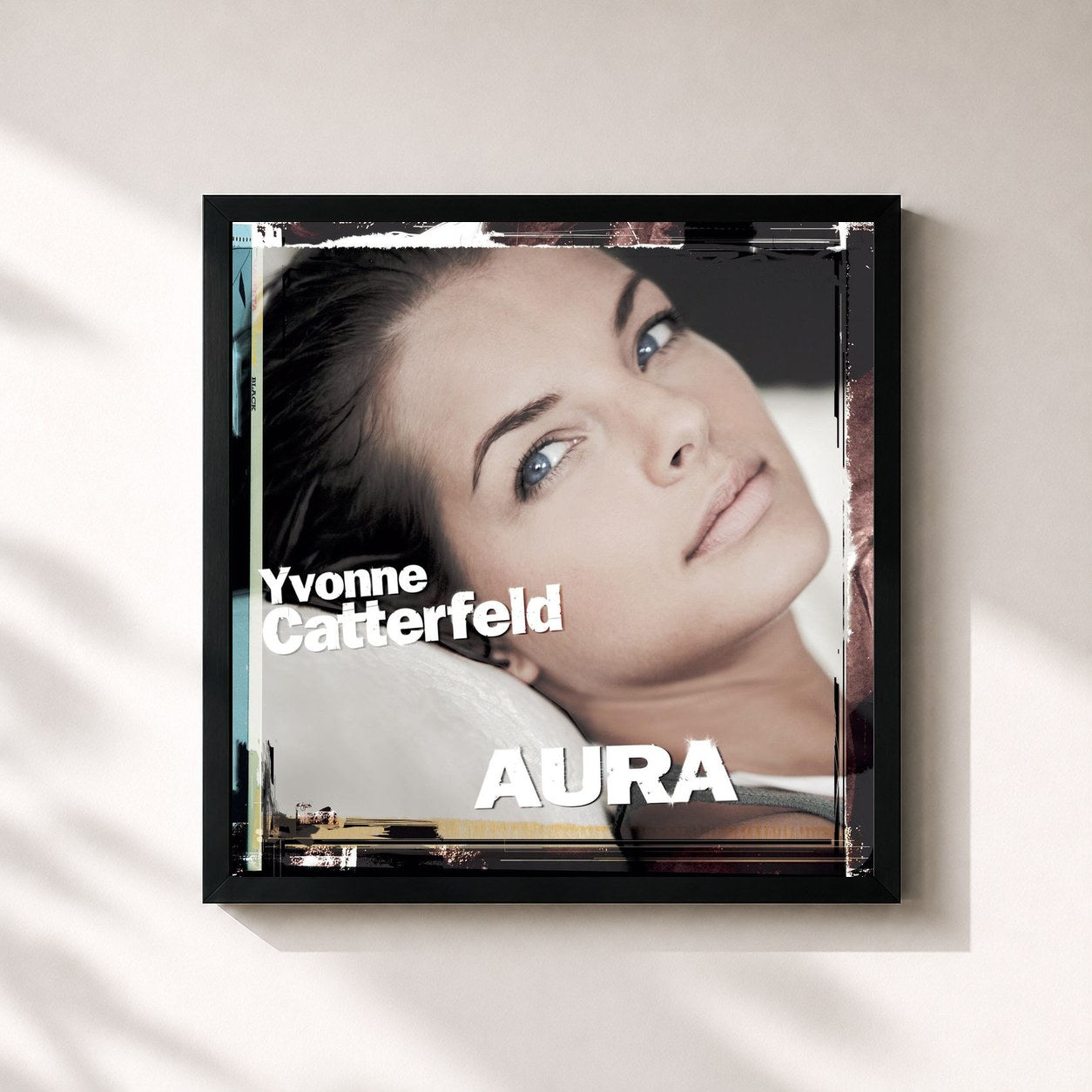 #noir Tableau carré de l'album Aura de Yvonne Catterfeld, cadre noir 32x32 cm