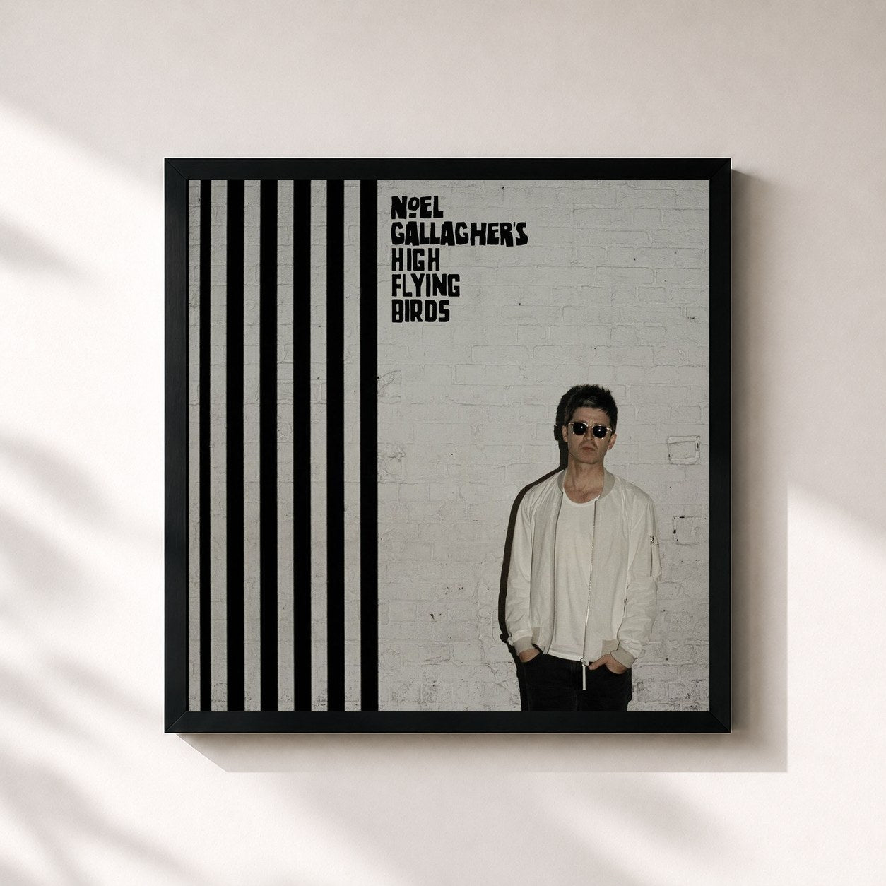 #noir Tableau carré de l'album Chasing Yesterday (Deluxe) de Noel Gallagher's High Flying Birds, cadre noir 32x32 cm