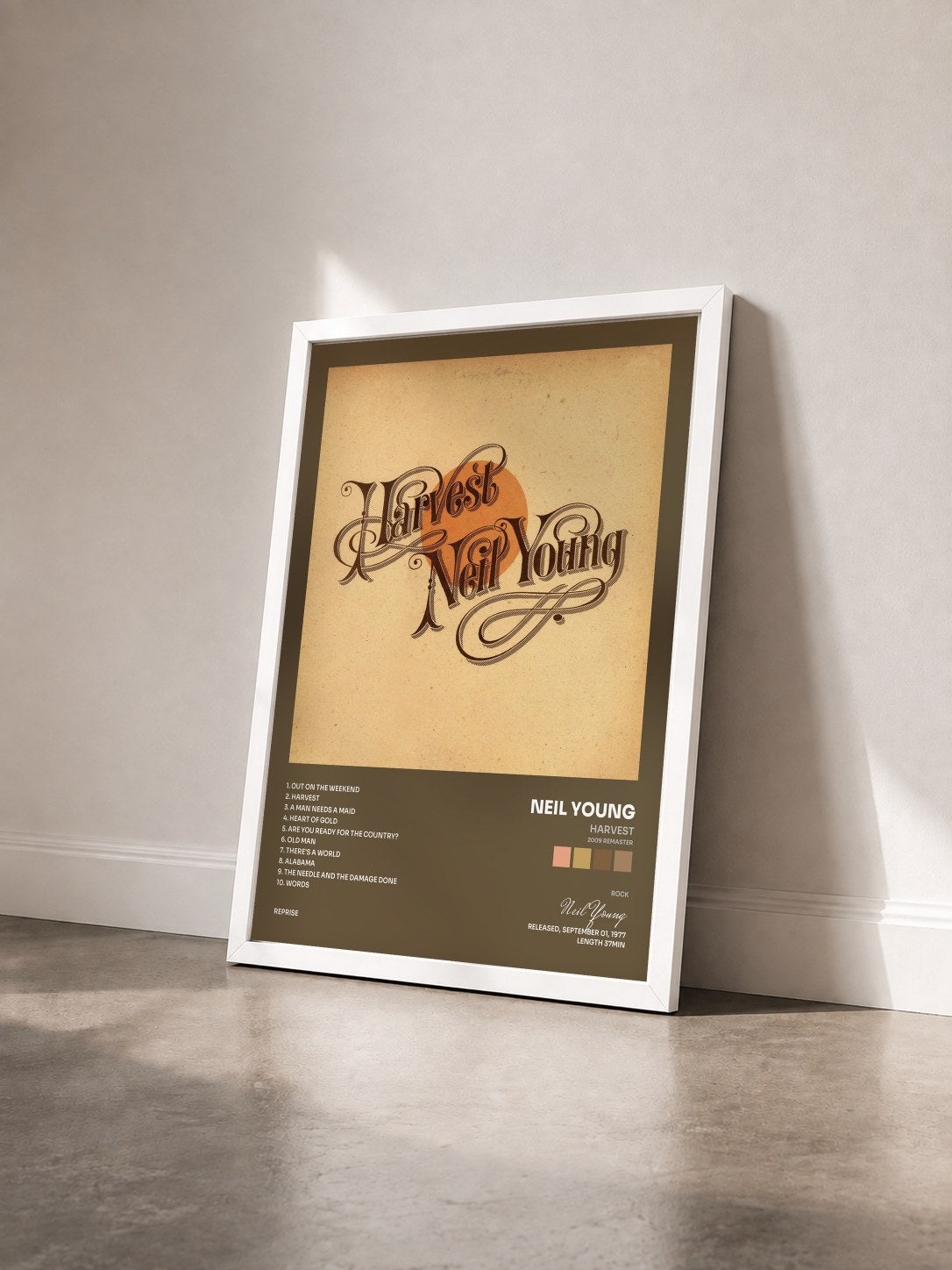 #blanc Tableau de l'album Harvest (2009 Remaster) de Neil Young vu de trois quarts, cadre blanc