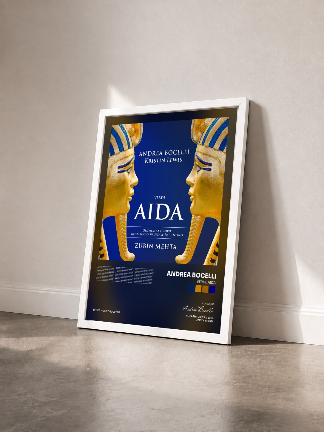 #blanc Tableau de l'album Verdi: Aida de Andrea Bocelli vu de trois quarts, cadre blanc