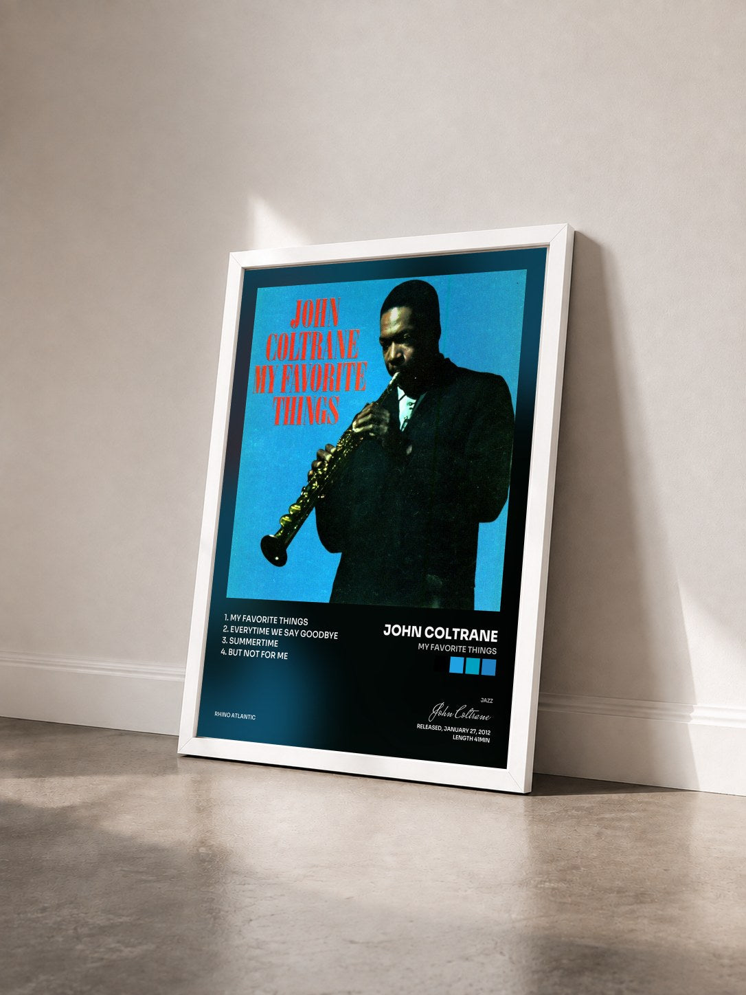 #blanc Tableau de l'album My Favorite Things de John Coltrane vu de trois quarts, cadre blanc