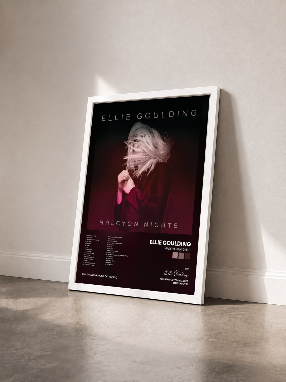 #blanc Tableau de l'album Halcyon Nights de Ellie Goulding vu de trois quarts, cadre blanc