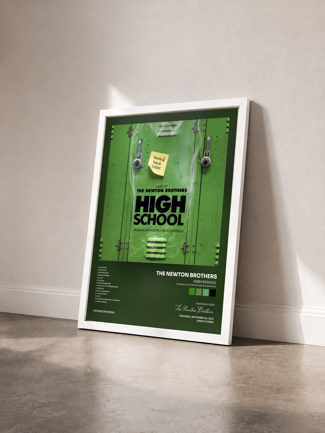 #blanc Tableau de l'album High School (Original Motion Picture Soundtrack) de The Newton Brothers vu de trois quarts, cadre blanc