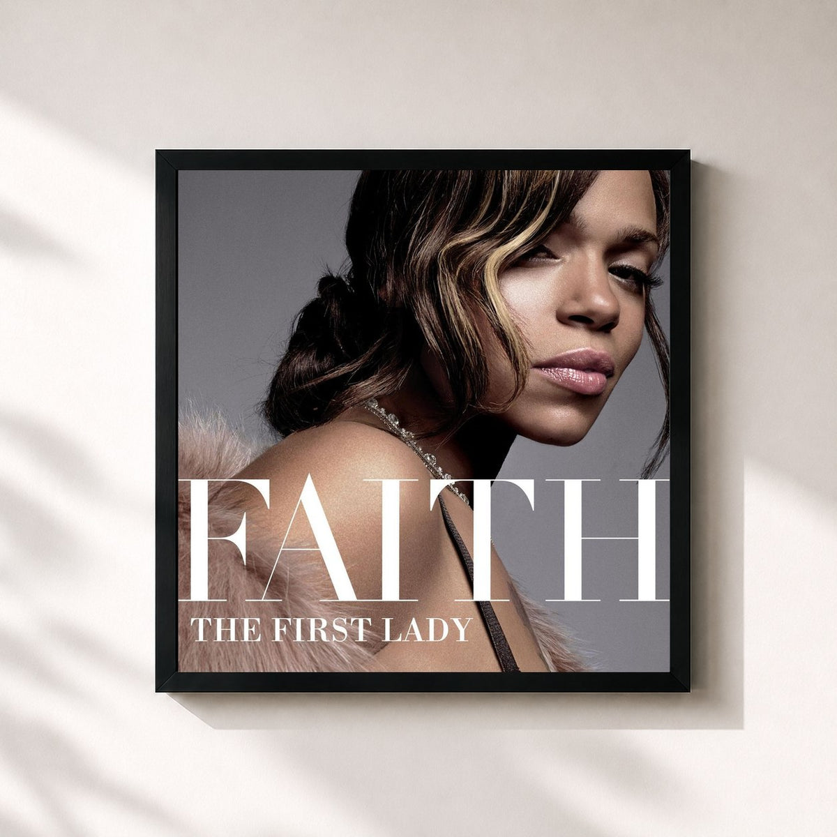 #noir Tableau carré de l'album The First Lady de Faith Evans, cadre noir 32x32 cm