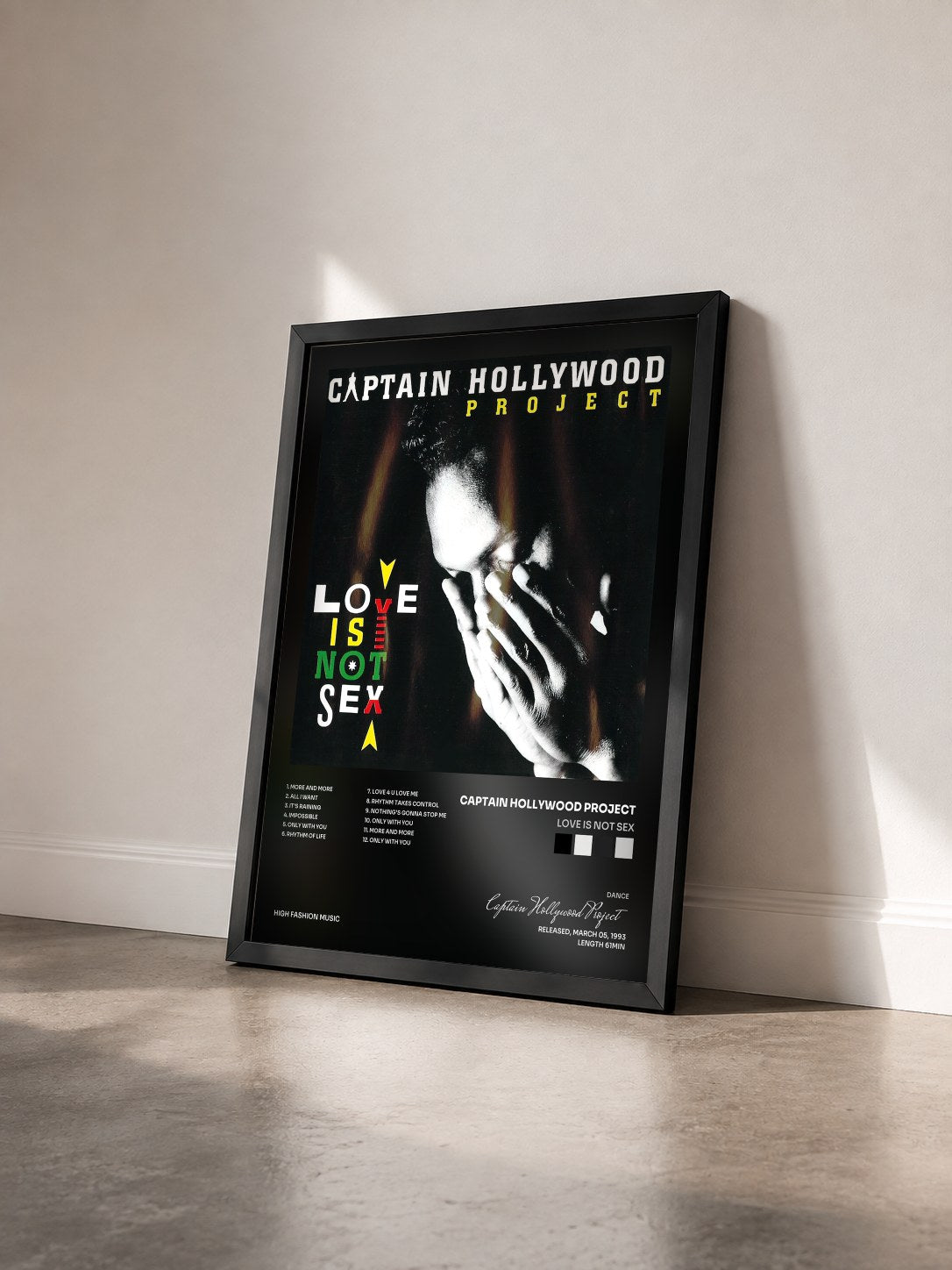 #noir Tableau de l'album Love Is Not Sex de Captain Hollywood Project vu de trois quarts, cadre noir
