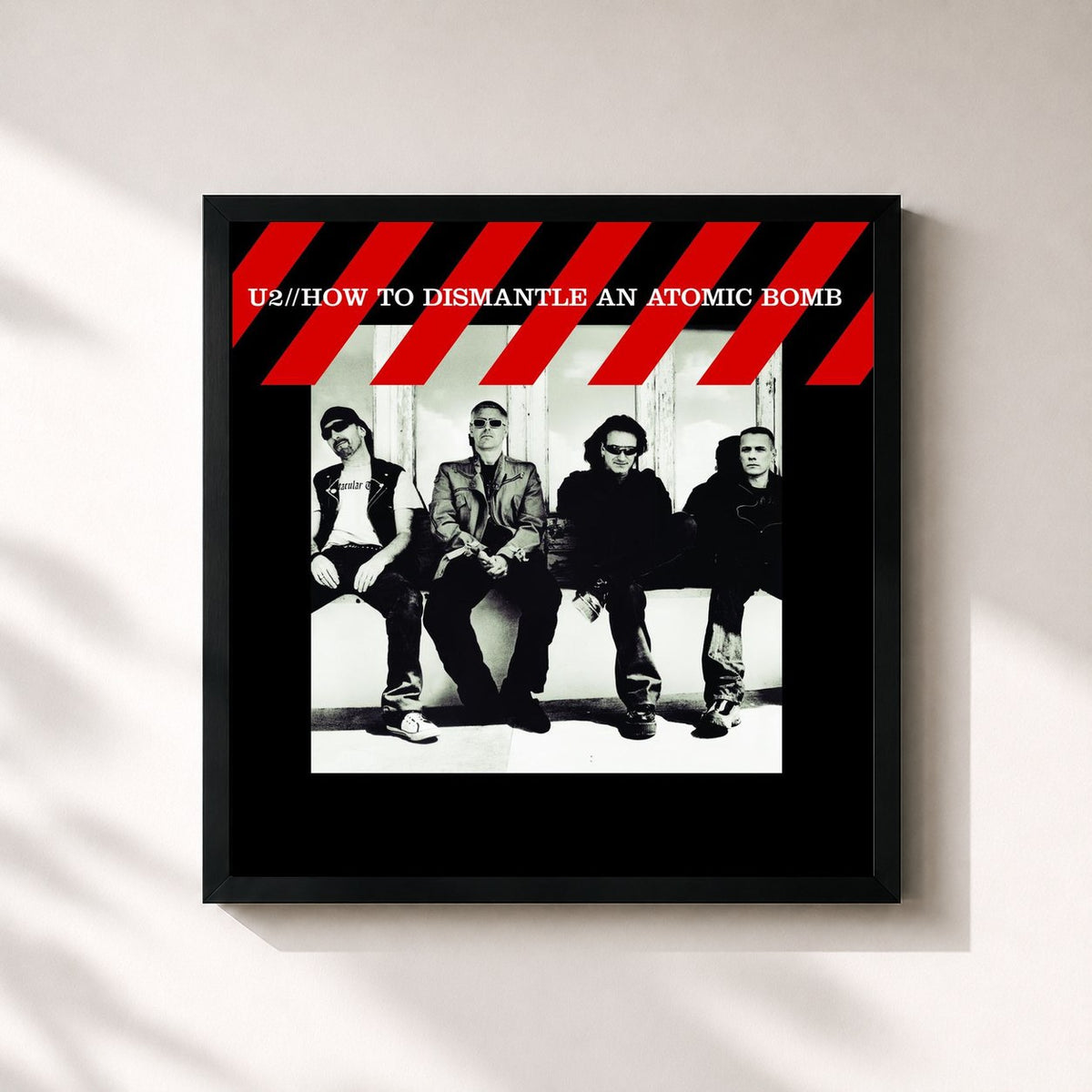 #noir Tableau carré de l'album How To Dismantle An Atomic Bomb de U2, cadre noir 32x32 cm
