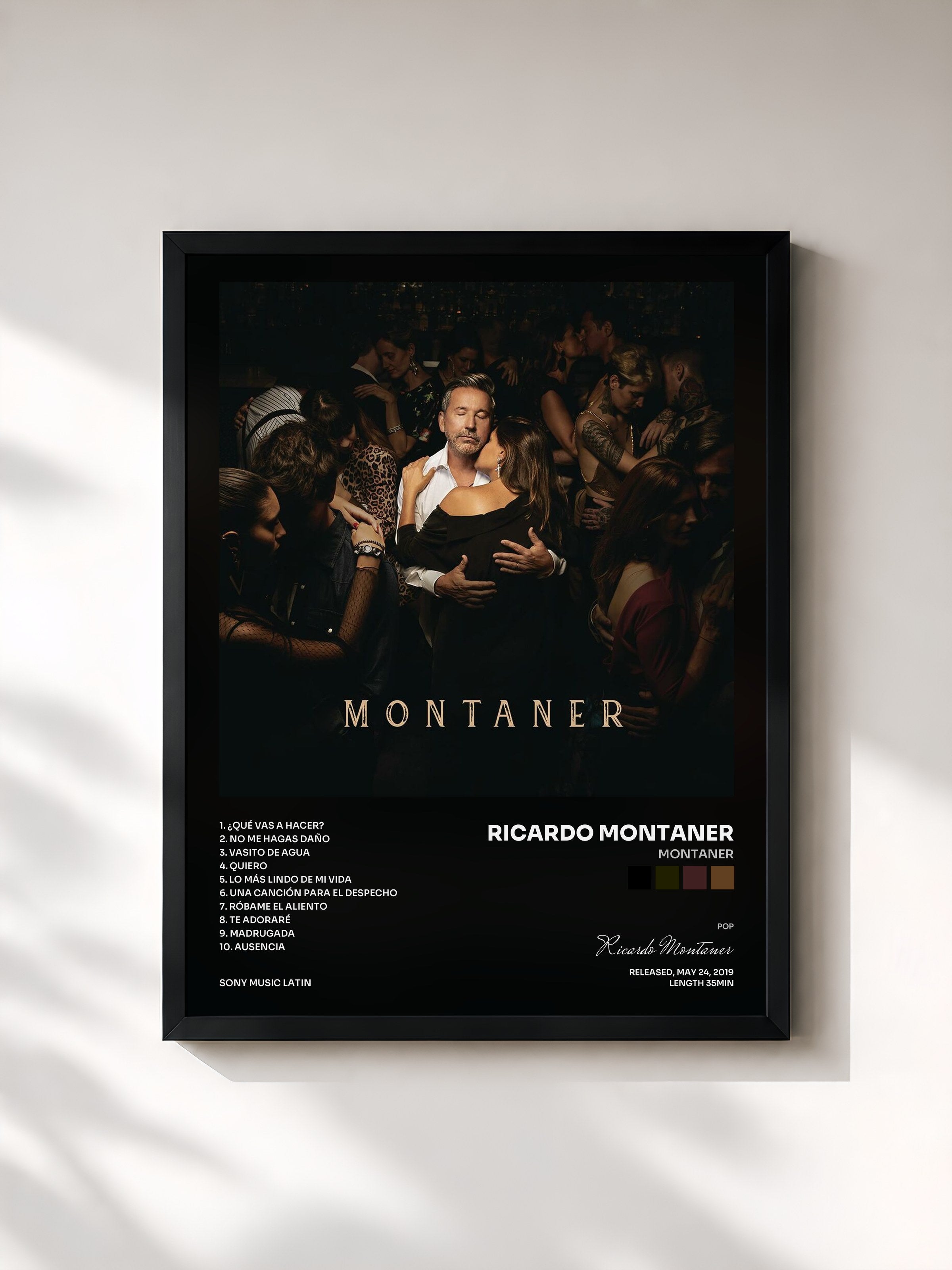 #noir Tableau de l'album Montaner de Ricardo Montaner, cadre noir, imprimé et encadré en France