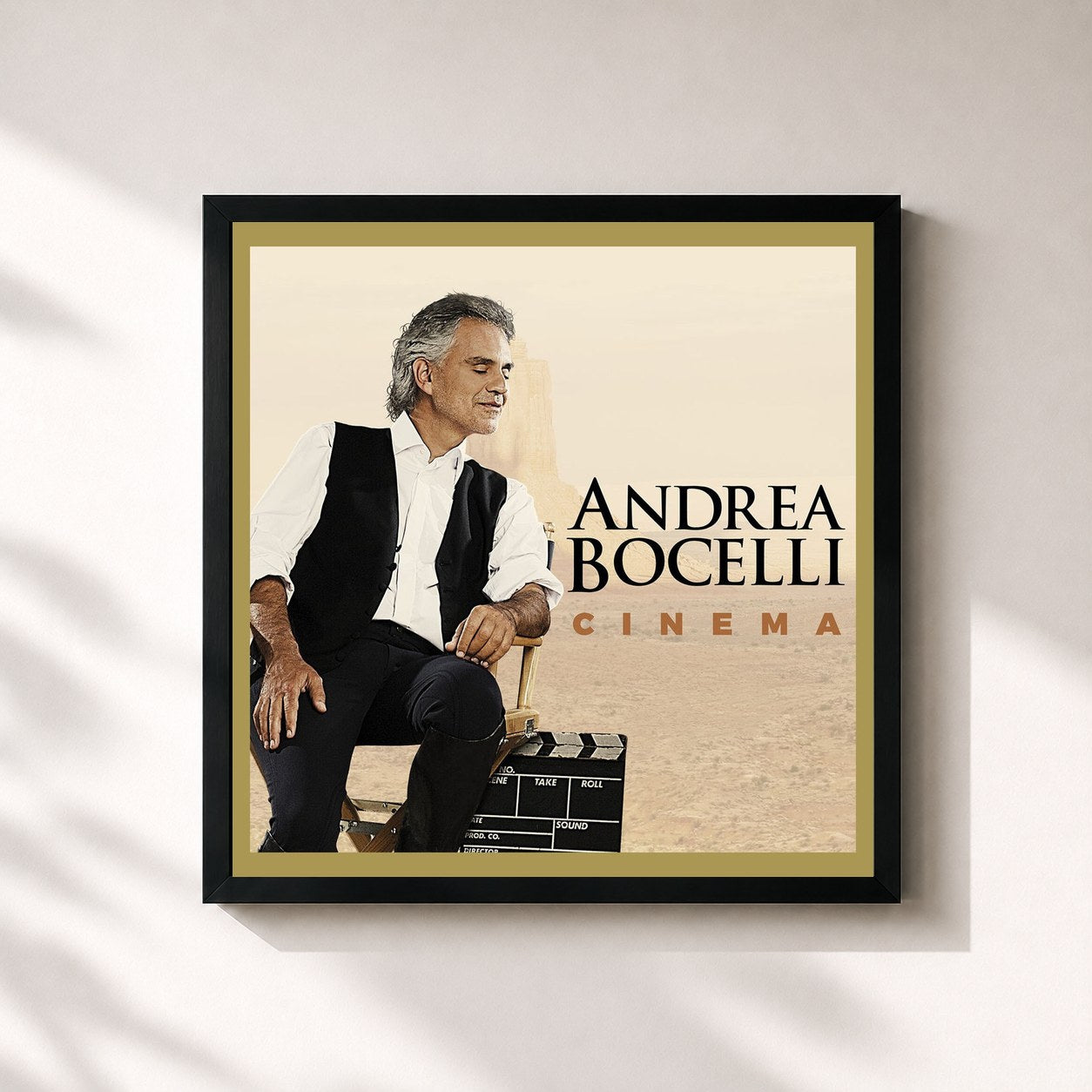 #noir Tableau carré de l'album Cinema (Super Deluxe) de Andrea Bocelli, cadre noir 32x32 cm