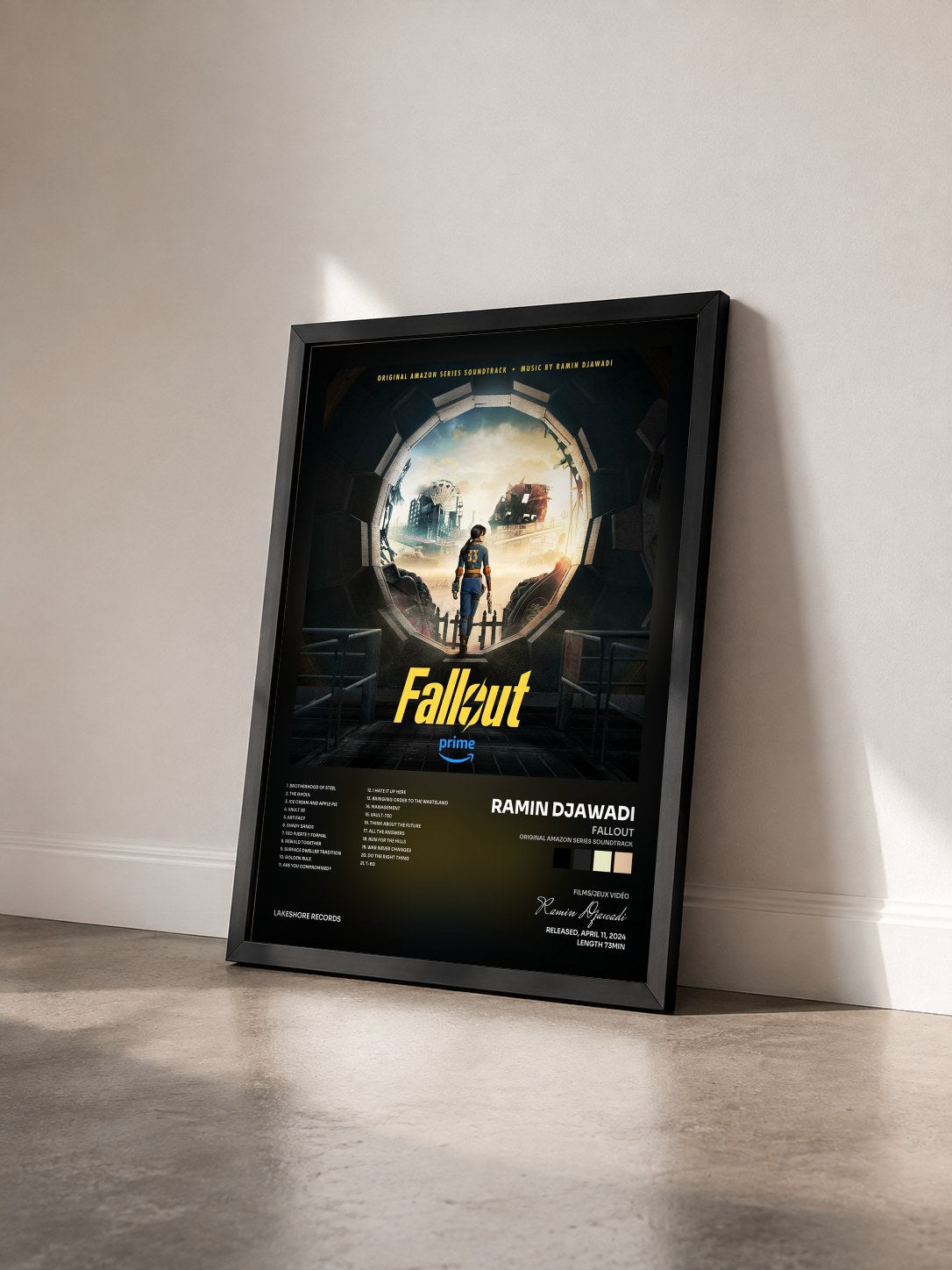 #noir Tableau de l'album Fallout (Original Amazon Series Soundtrack) de Ramin Djawadi vu de trois quarts, cadre noir