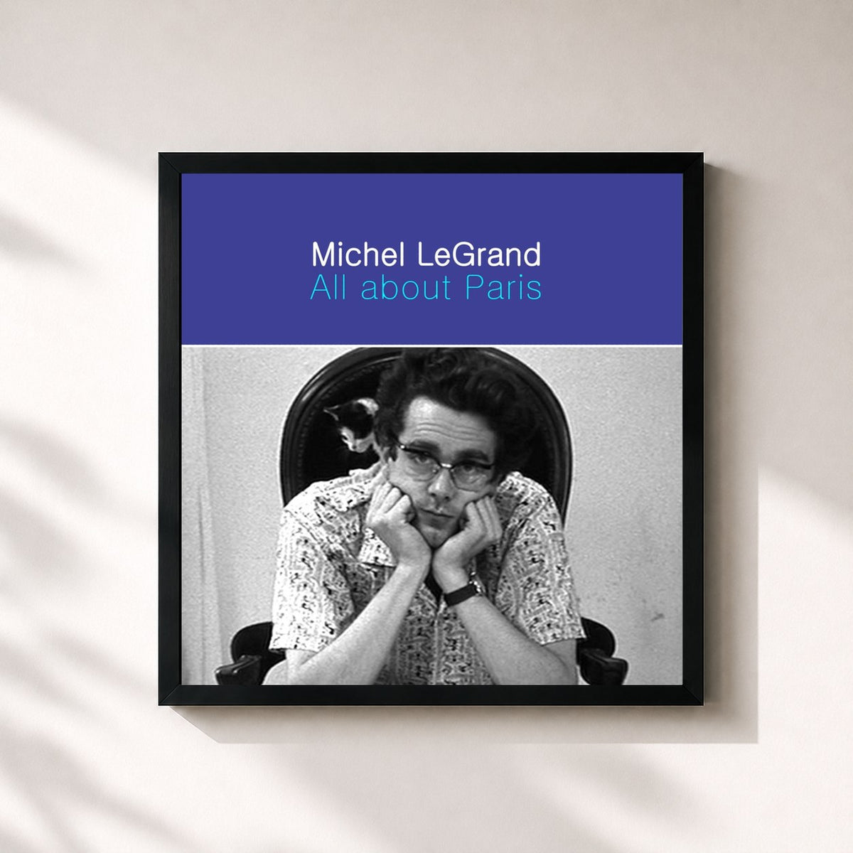 #noir Tableau carré de l'album All About Paris de Michel Legrand, cadre noir 32x32 cm