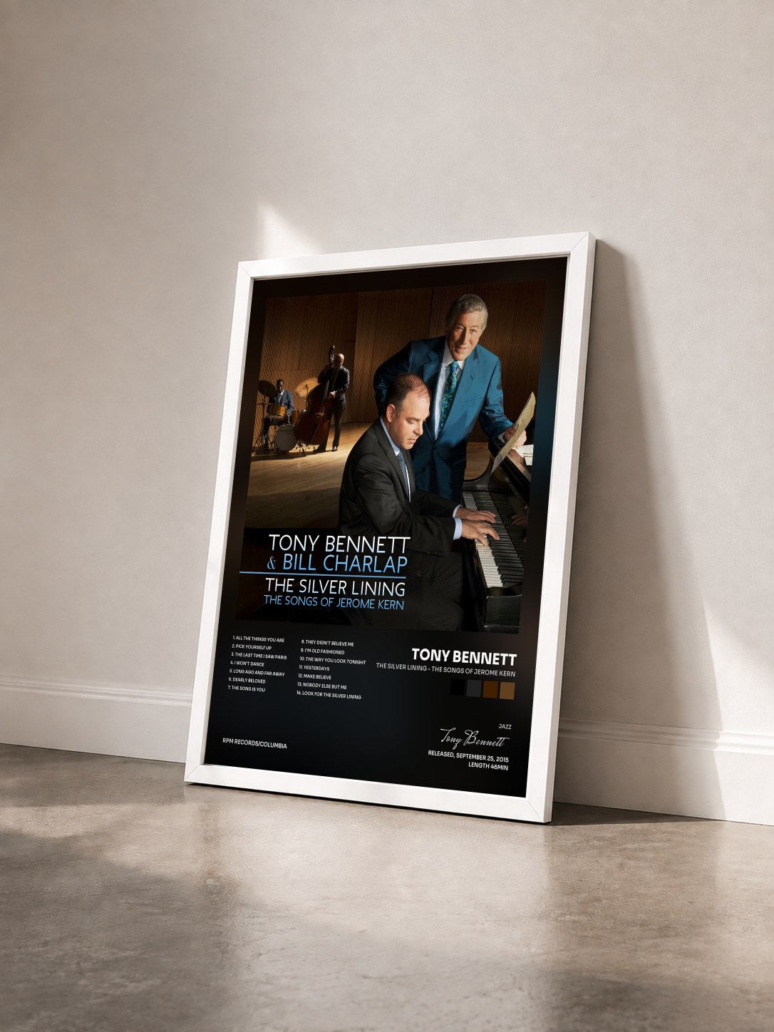 #blanc Tableau de l'album The Silver Lining - The Songs of Jerome Kern de Tony Bennett vu de trois quarts, cadre blanc