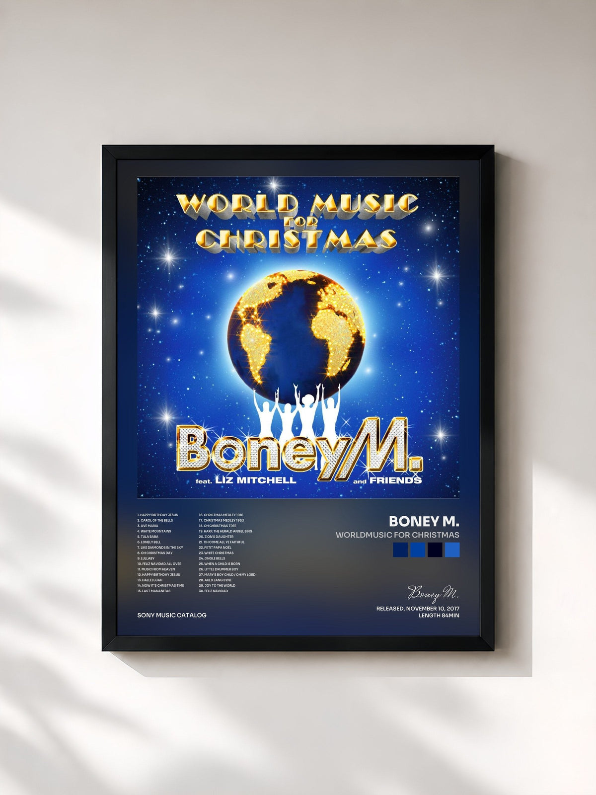 #noir Worldmusic for Christmas von Boney M. als gerahmter Kunstdruck, schwarzer Rahmen, gedruckt und gerahmt in Frankreich