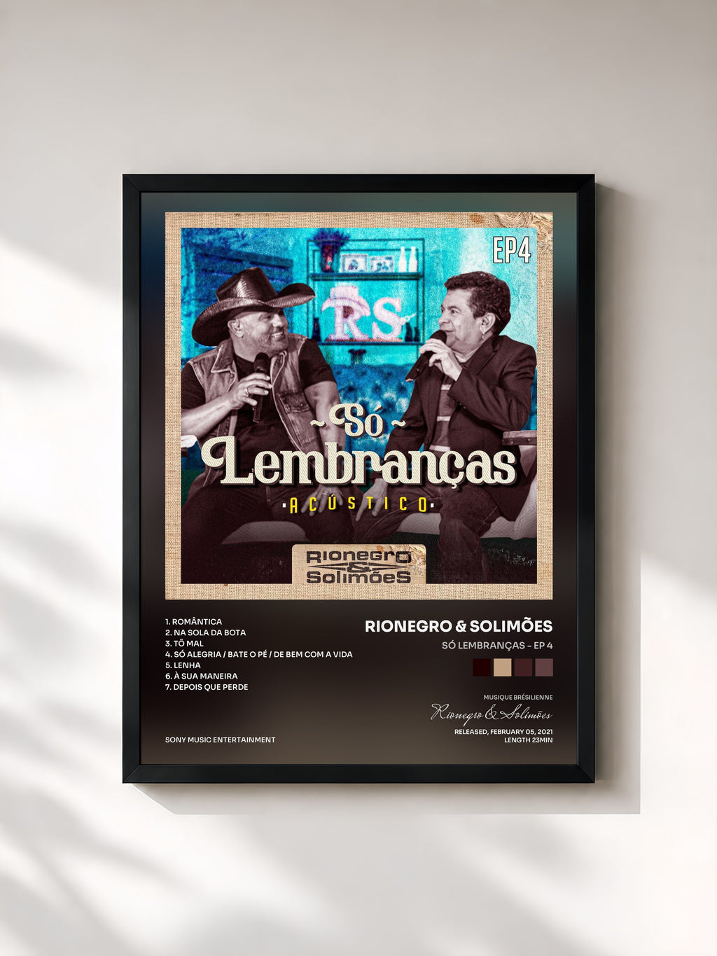 #noir Tableau de l'album Só Lembranças - EP 4 de Rionegro & Solimões, cadre noir, imprimé et encadré en France