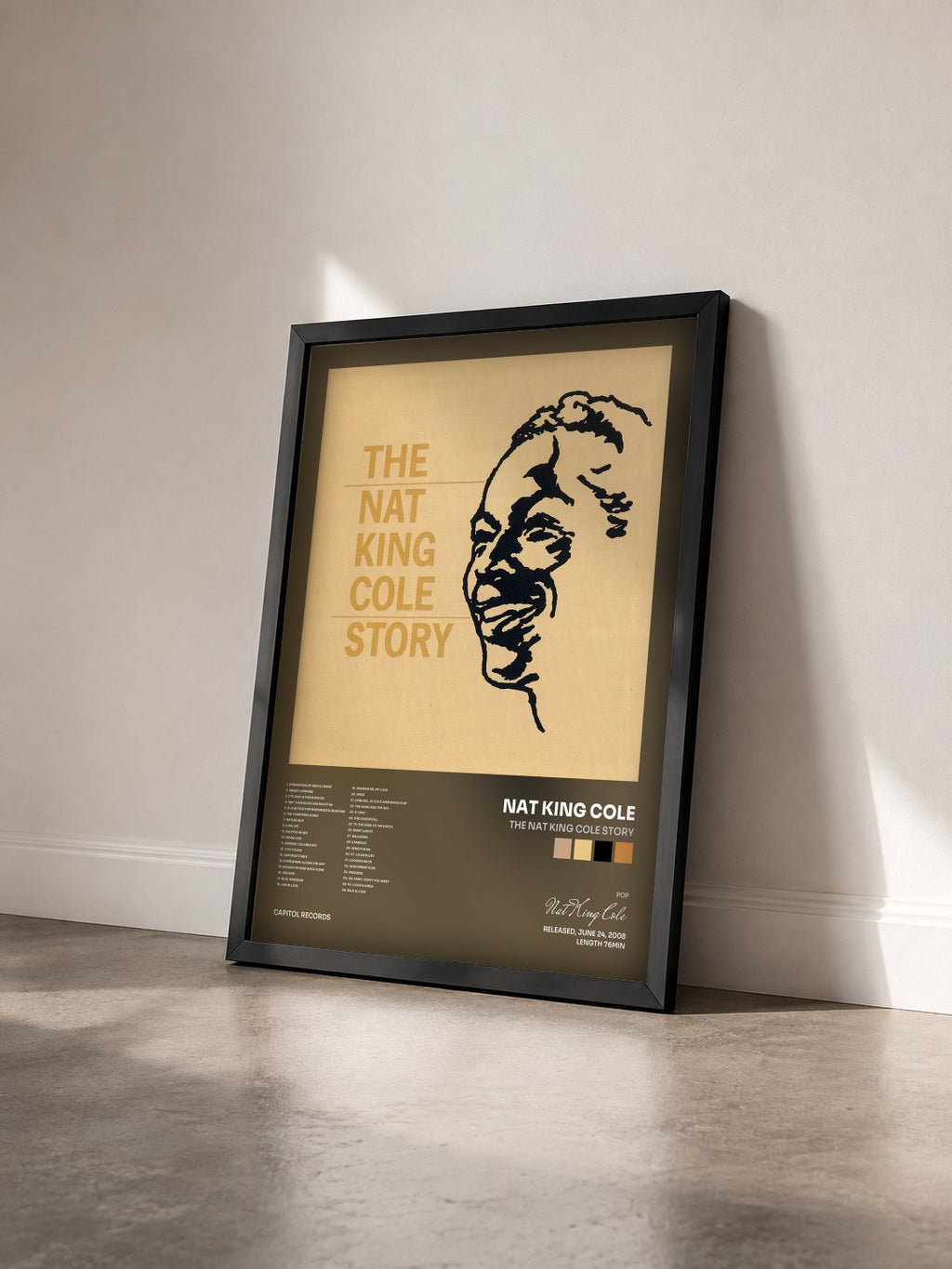 #noir The Nat King Cole Story di Nat King Cole in stampa incorniciata vista di tre quarti, cornice nera