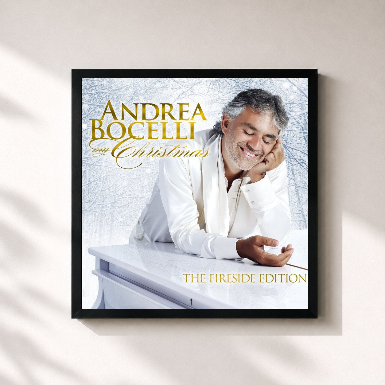 #noir Tableau carré de l'album My Christmas (Fireside Edition) de Andrea Bocelli, cadre noir 32x32 cm
