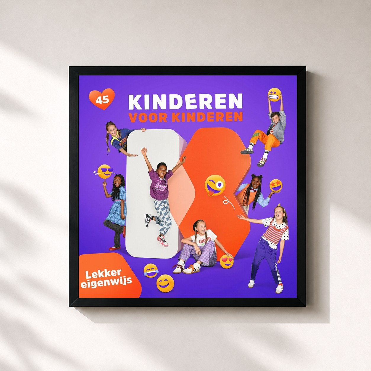 #noir Tableau carré de l'album 45 - Lekker eigenwijs de Kinderen Voor Kinderen, cadre noir 32x32 cm