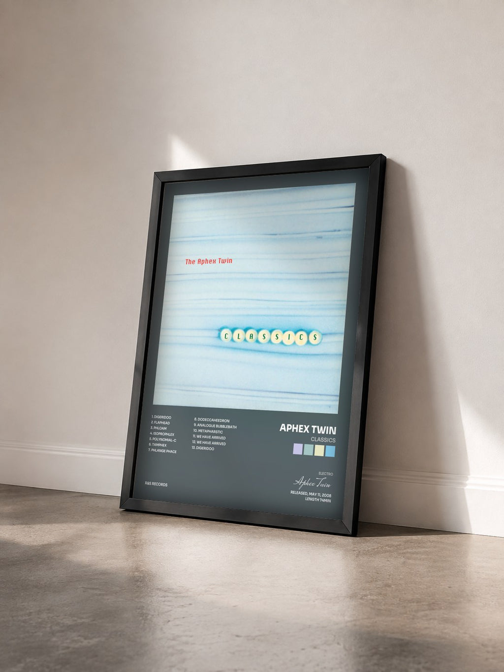#noir Tableau de l'album Classics de Aphex Twin vu de trois quarts, cadre noir