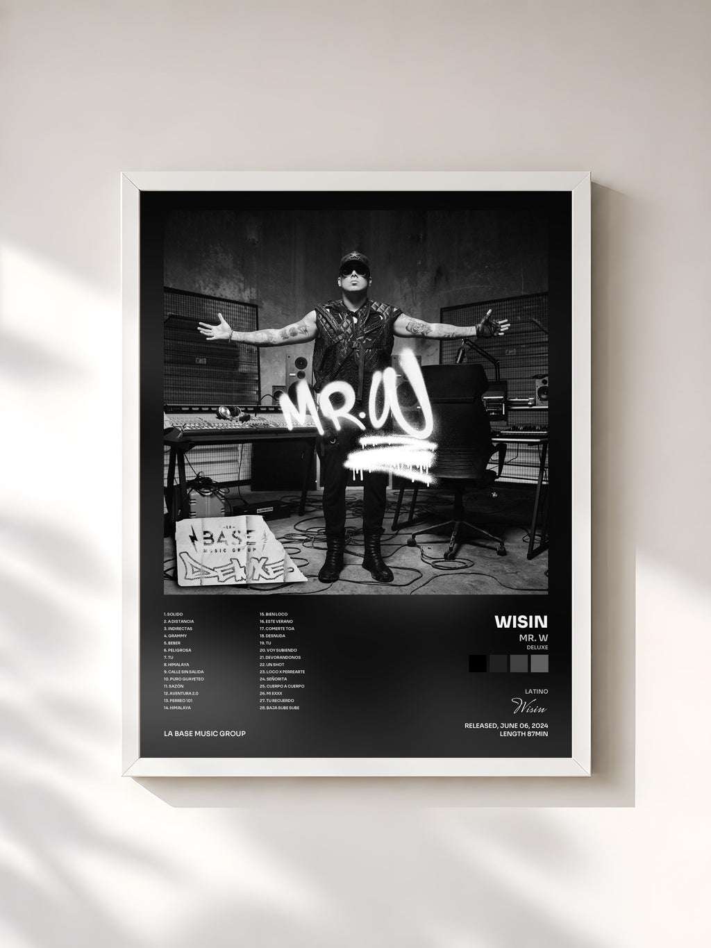 #blanc Tableau de l'album Mr. W (Deluxe) de Wisin, cadre blanc, imprimé et encadré en France
