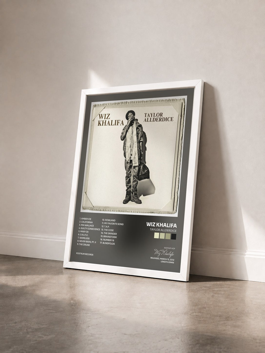 #blanc Tableau de l'album Taylor Allderdice de Wiz Khalifa vu de trois quarts, cadre blanc