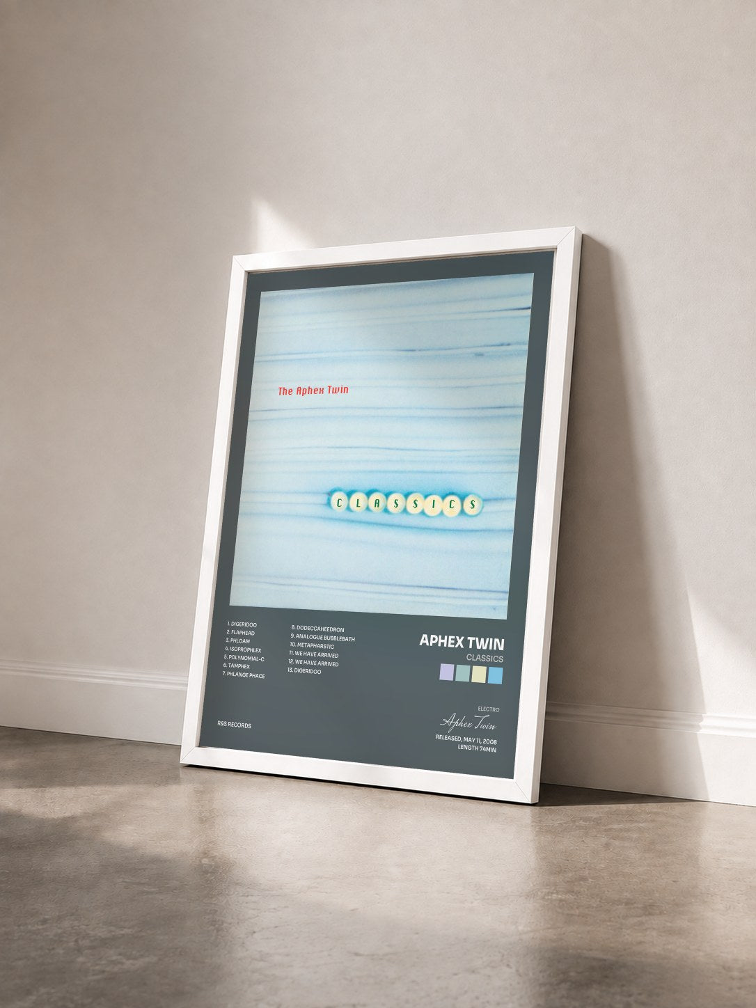 #blanc Tableau de l'album Classics de Aphex Twin vu de trois quarts, cadre blanc