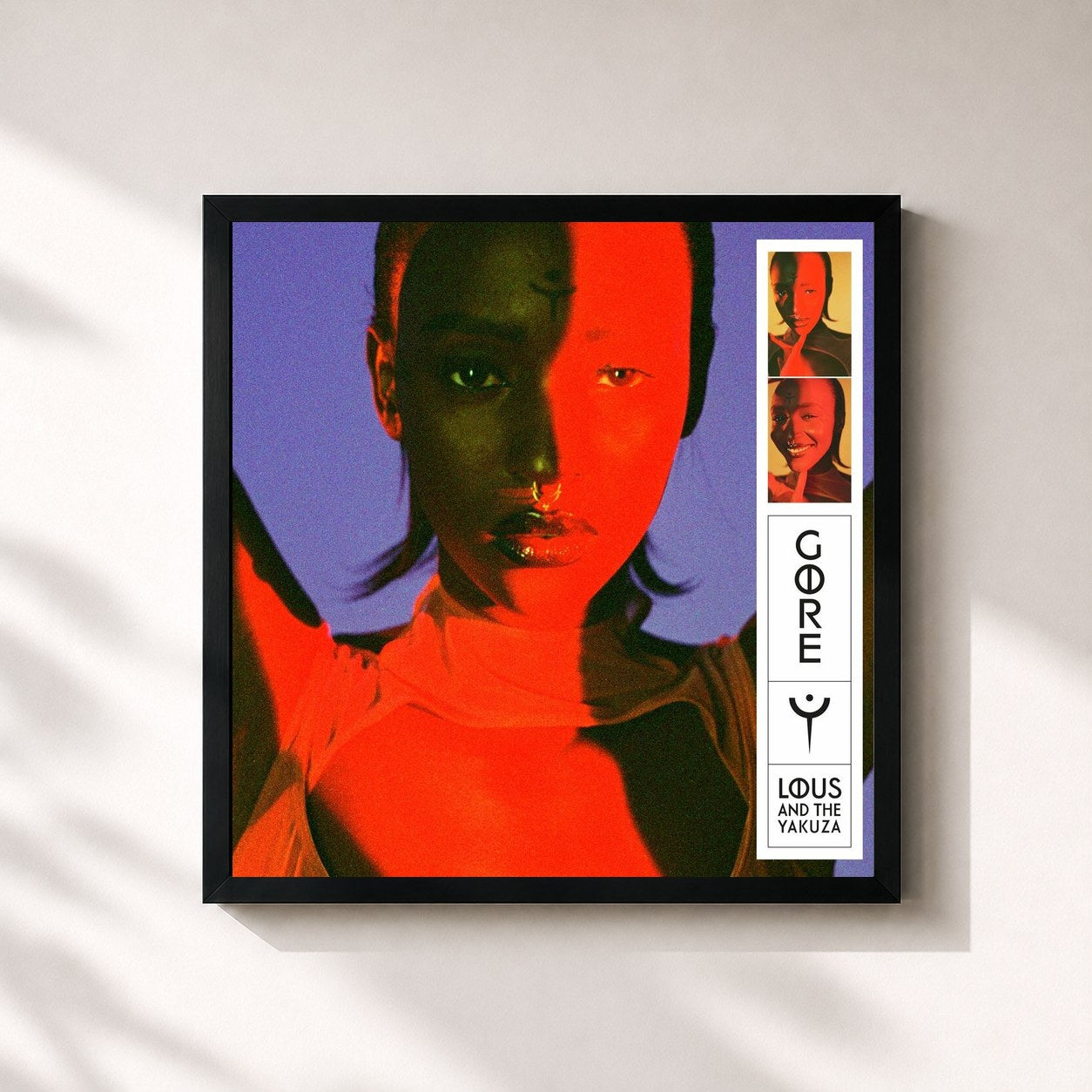 #noir Tableau carré de l'album Gore de Lous and The Yakuza, cadre noir 32x32 cm