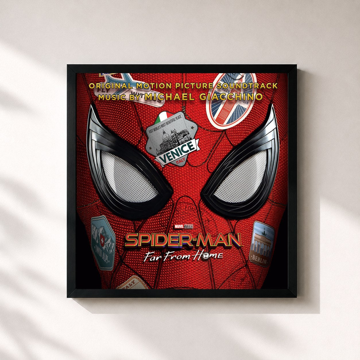 #noir Tableau carré de l'album Spider-Man: Far from Home (Original Motion Picture Soundtrack) de Michael Giacchino, cadre noir 32x32 cm
