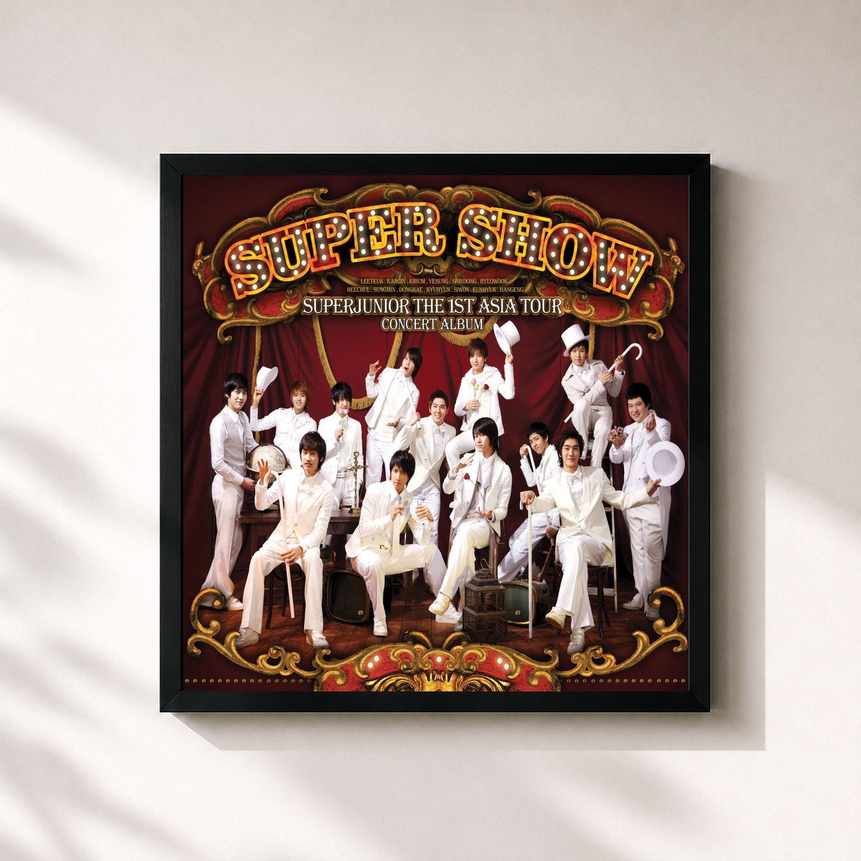 #noir Tableau carré de l'album Super Show - The 1st Asia Tour Concert Album de SUPER JUNIOR, cadre noir 32x32 cm