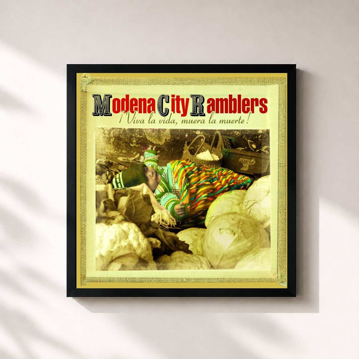 #noir Tableau carré de l'album Viva la Vida, Muera la Muerte! de Modena City Ramblers, cadre noir 32x32 cm