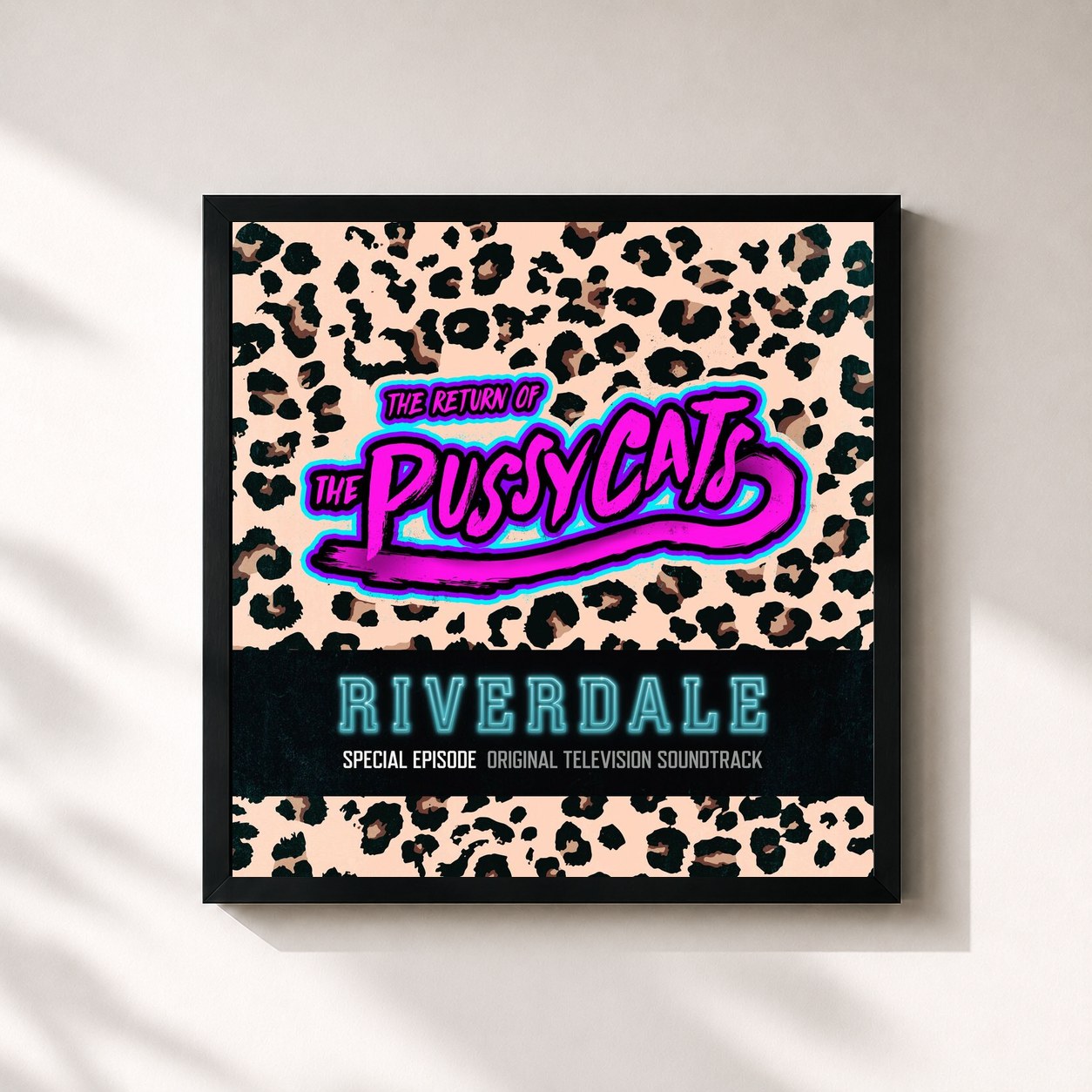 #noir Tableau carré de l'album Riverdale: Special Episode - The Return of the Pussycats (Original Television Soundtrack) de Riverdale Cast, cadre noir 32x32 cm