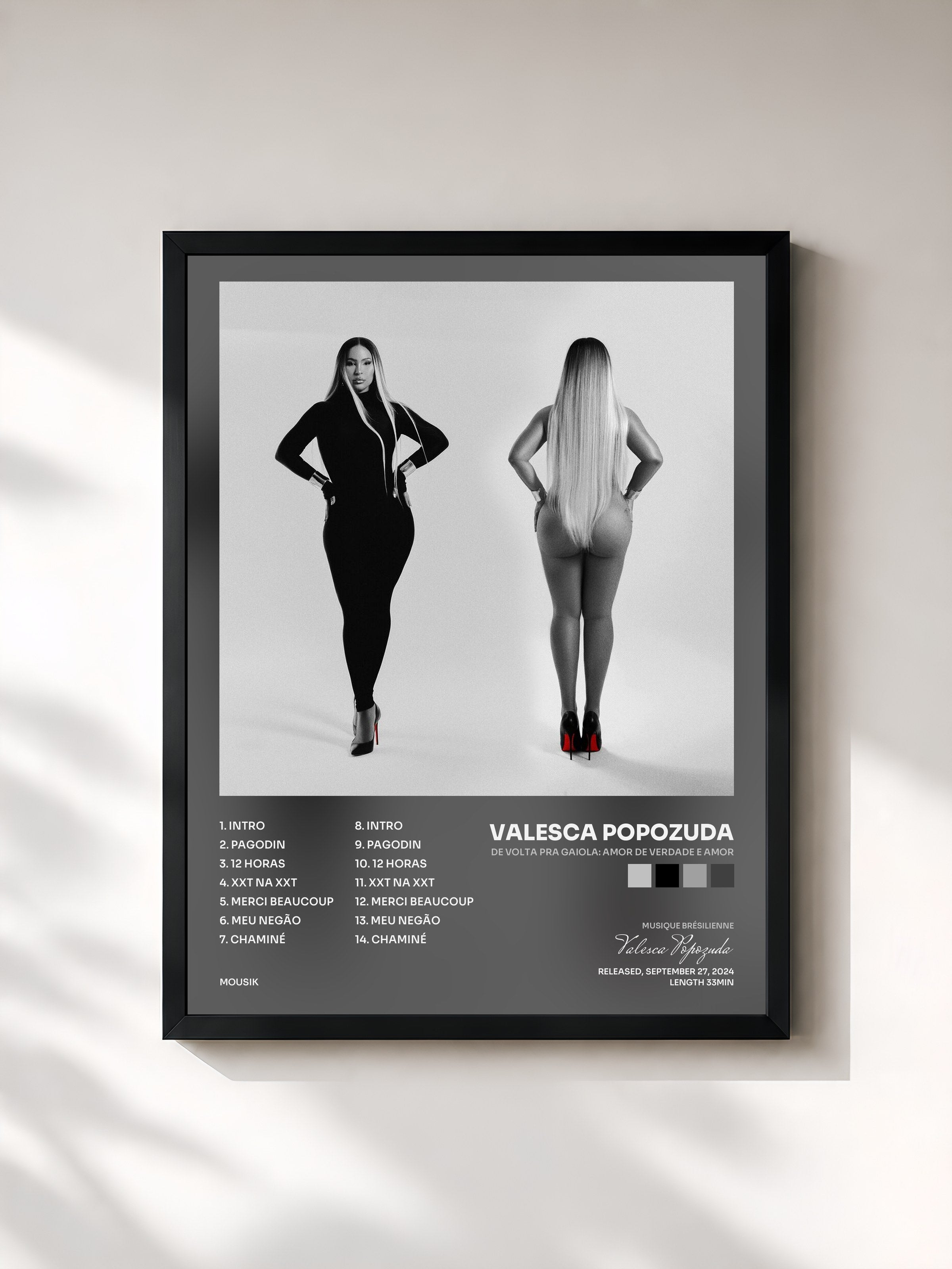 #noir Tableau de l'album De Volta Pra Gaiola: Amor de Verdade e Amor de Valesca Popozuda, cadre noir, imprimé et encadré en France