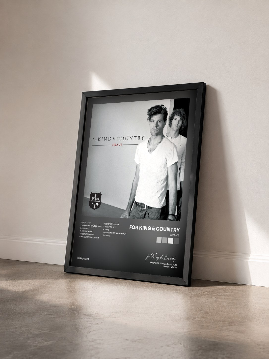 #noir Tableau de l'album Crave de for King & Country vu de trois quarts, cadre noir