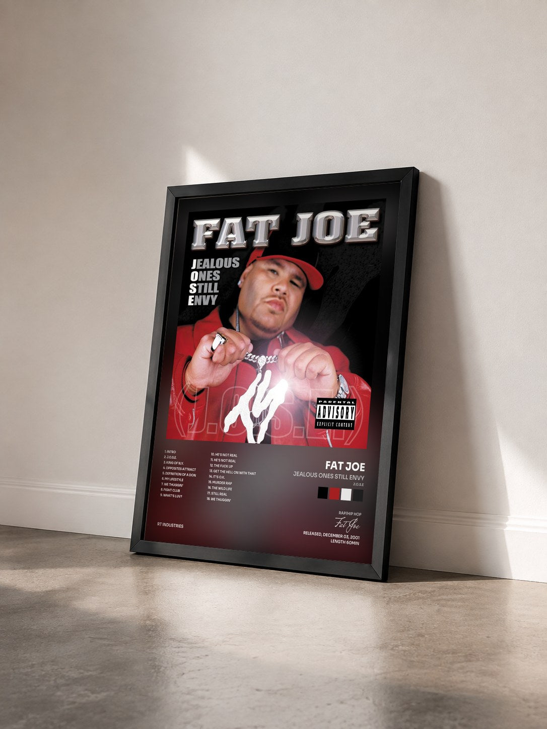 #noir Tableau de l'album Jealous Ones Still Envy (J.O.S.E) de Fat Joe vu de trois quarts, cadre noir