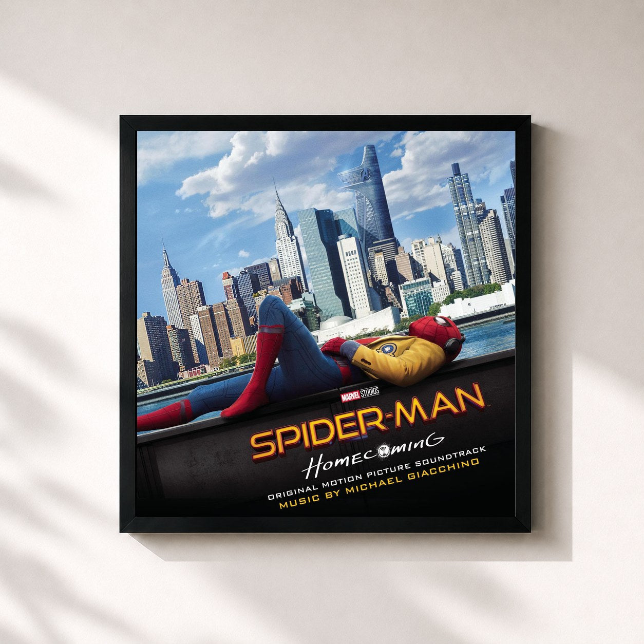 #noir Tableau carré de l'album Spider-Man: Homecoming (Original Motion Picture Soundtrack) de Michael Giacchino, cadre noir 32x32 cm