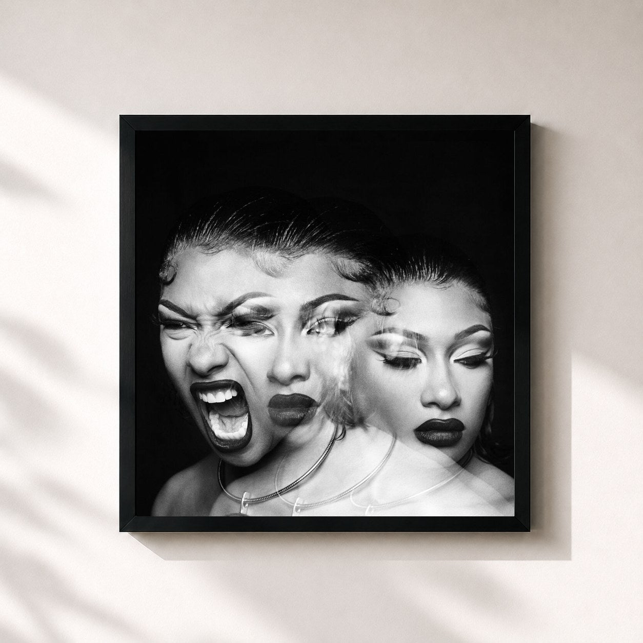 #noir Tableau carré de l'album Traumazine de Megan Thee Stallion, cadre noir 32x32 cm