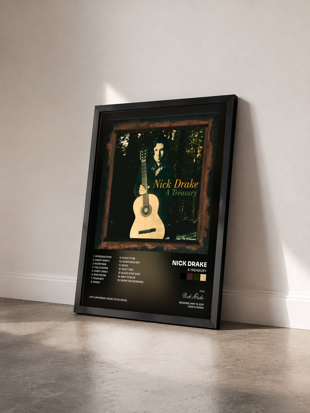 #noir Tableau de l'album A Treasury de Nick Drake vu de trois quarts, cadre noir
