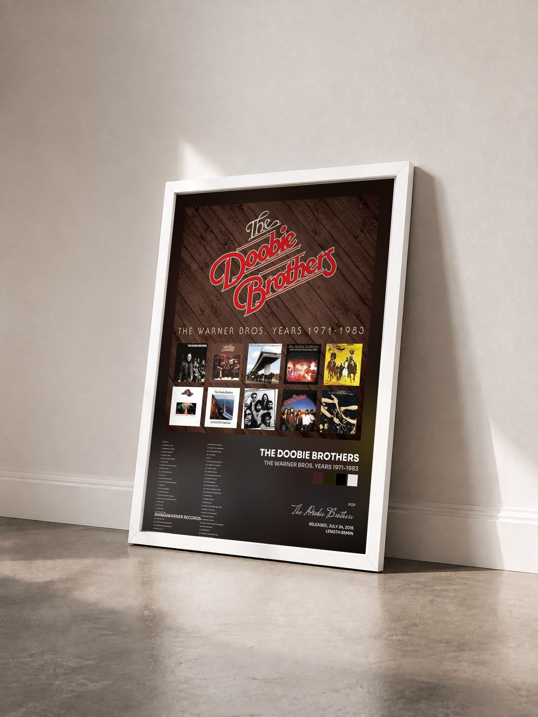#blanc Tableau de l'album The Warner Bros. Years 1971-1983 de The Doobie Brothers vu de trois quarts, cadre blanc