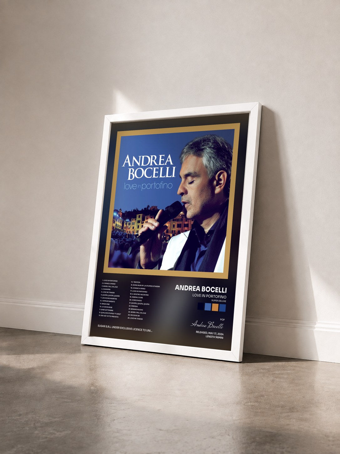 #blanc Tableau de l'album Love In Portofino (Super Deluxe) de Andrea Bocelli vu de trois quarts, cadre blanc