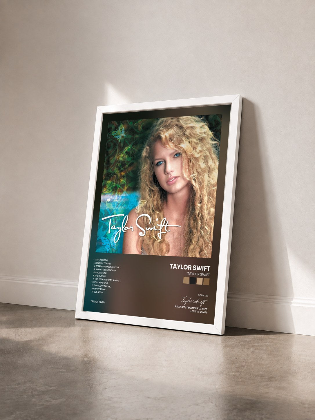 #blanc Tableau de l'album Taylor Swift de Taylor Swift vu de trois quarts, cadre blanc