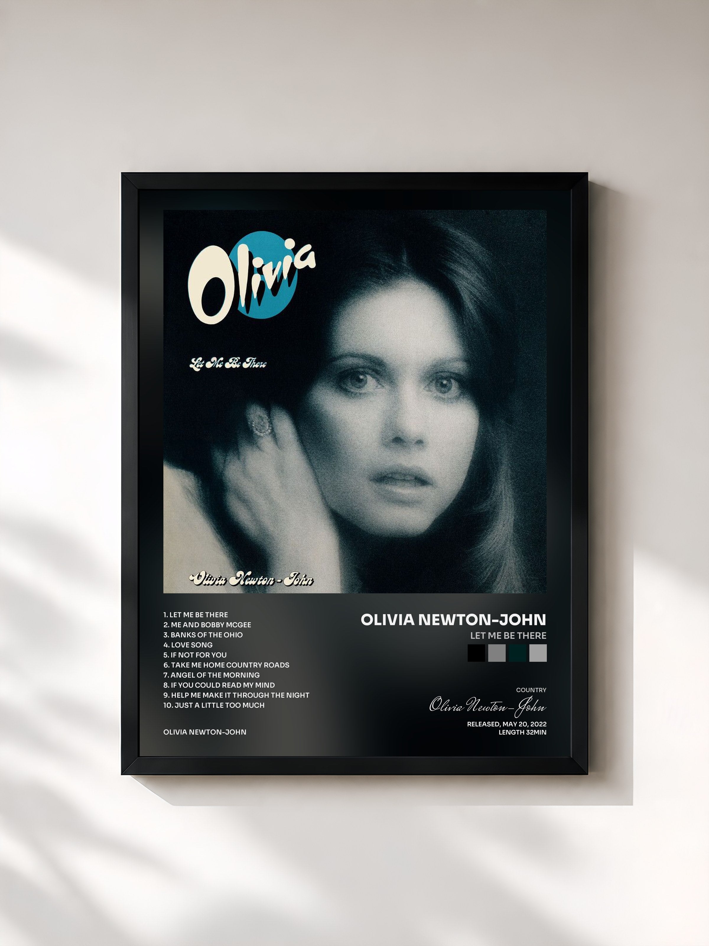 #noir Tableau de l'album Let Me Be There de Olivia Newton-John, cadre noir, imprimé et encadré en France