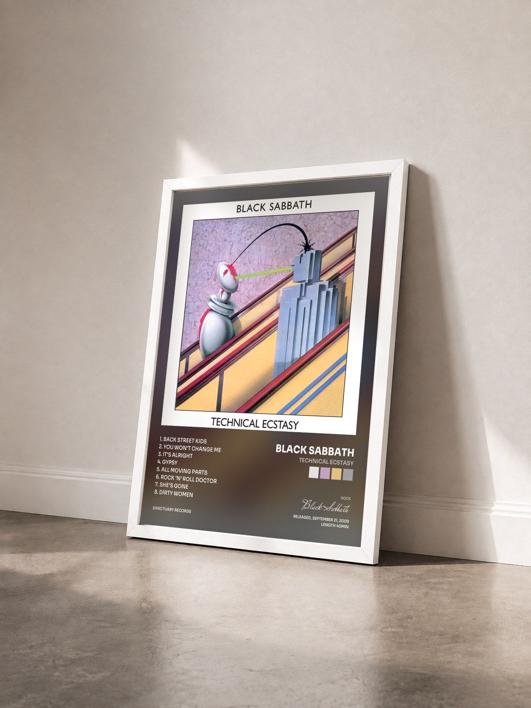 #blanc Tableau de l'album Technical Ecstasy de Black Sabbath vu de trois quarts, cadre blanc