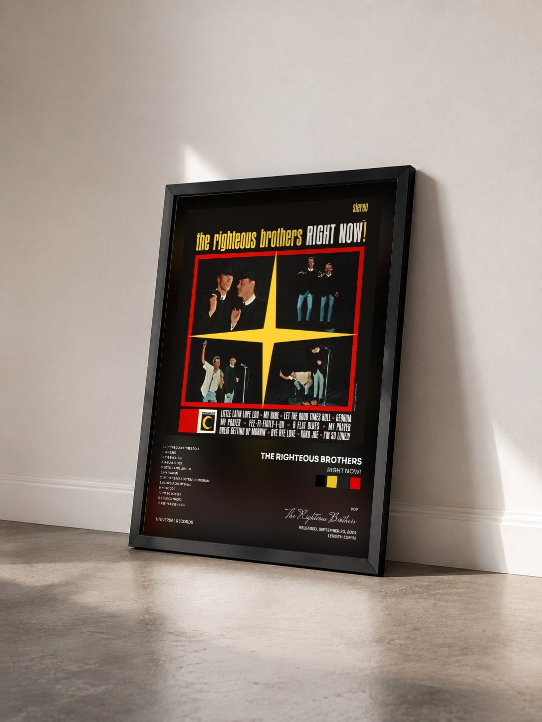 #noir Tableau de l'album Right Now! de The Righteous Brothers vu de trois quarts, cadre noir