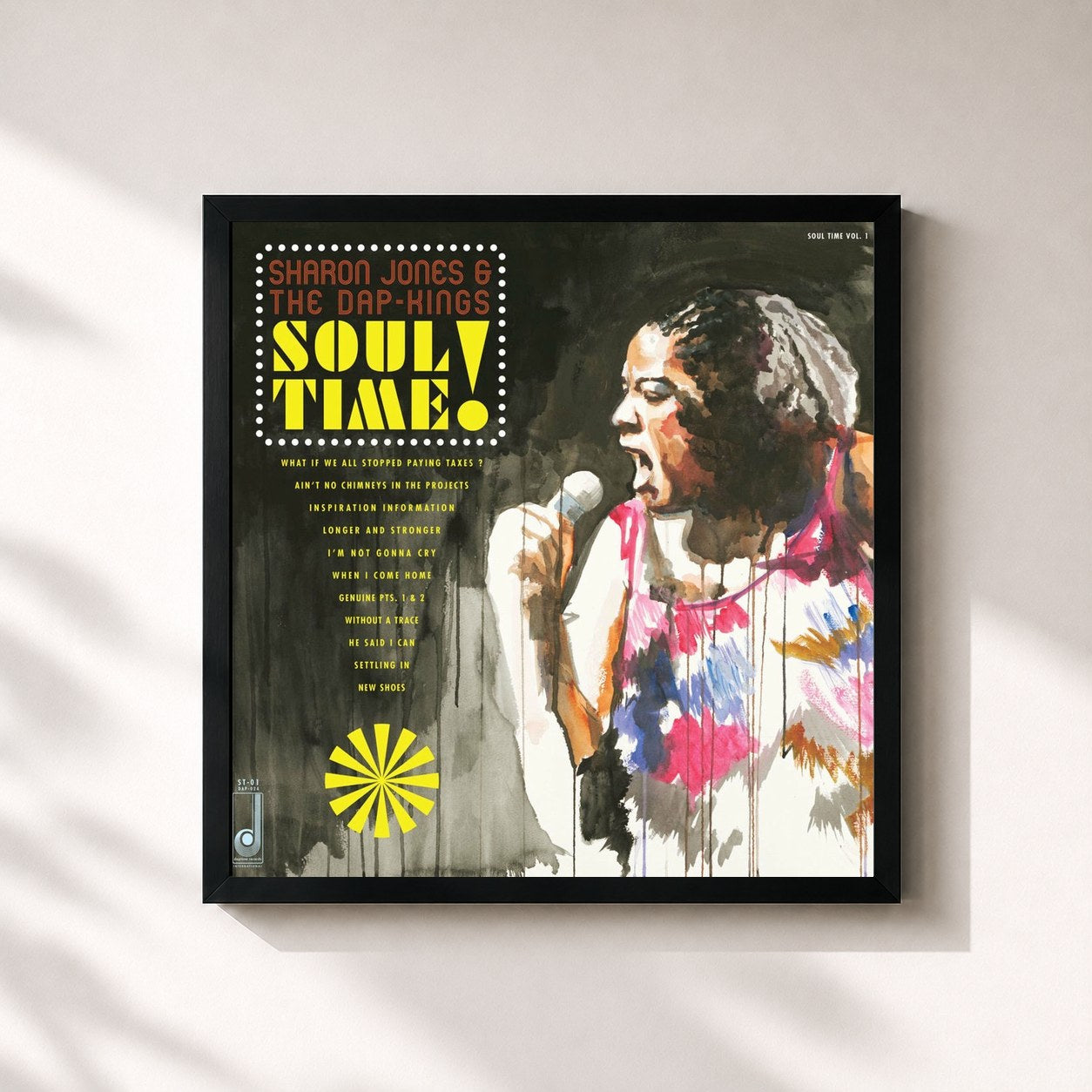 #noir Tableau carré de l'album Soul Time! de Sharon Jones & The Dap-Kings, cadre noir 32x32 cm