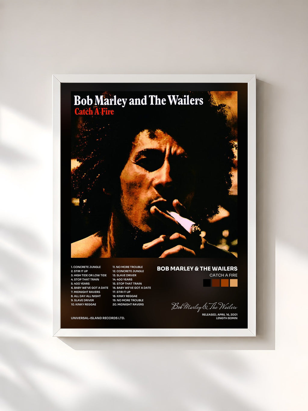 #blanc Catch A Fire by Bob Marley & The Wailers as a framed art print, white frame, printed and framed in France